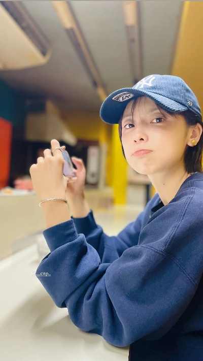 游戏圈新宠！PS5带货女王加藤小夏，直播爆红成带货新势力