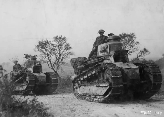 雷诺阿坦克为什么是低级房隐形战神？老玩家的3个必胜套路全泄露