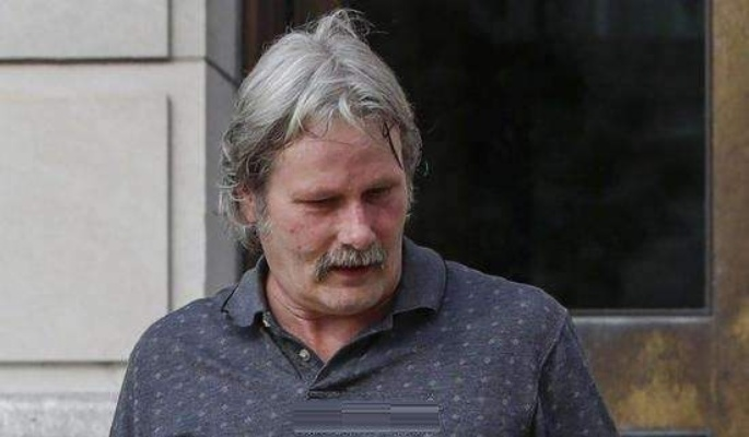 罗伯莱纳之子涉嫌谋杀父母,死刑判决引关注 罗伯莱纳之子涉嫌谋杀父母,死刑判决引关注