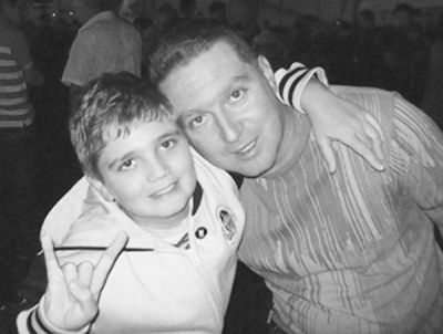 罗伯莱纳之子涉嫌谋杀父母,死刑判决引关注 罗伯莱纳之子涉嫌谋杀父母,死刑判决引关注