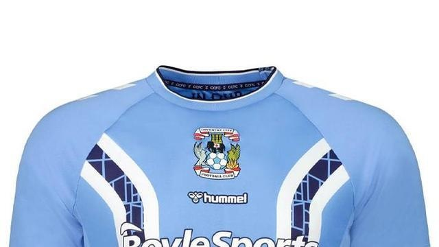 任天堂独家赞助，足球队球衣设计惊艳全球球迷瞩目