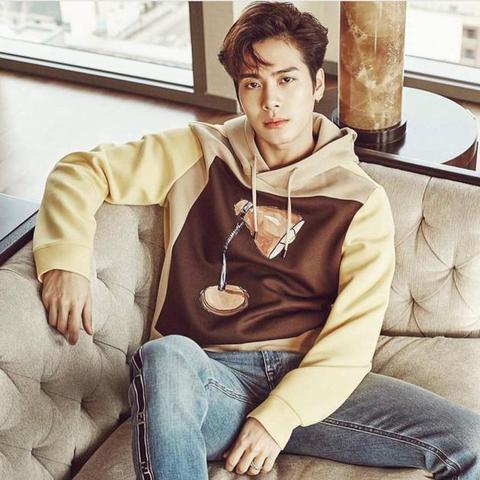 游戏里快递谢霆锋为何成玩家疯抢的隐藏成就？实战细节全拆解