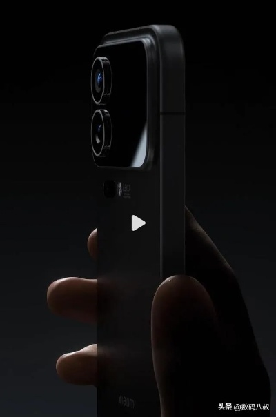 小米17 Ultra惊艳亮相：首创直屏直边，史上最薄设计再创新高
