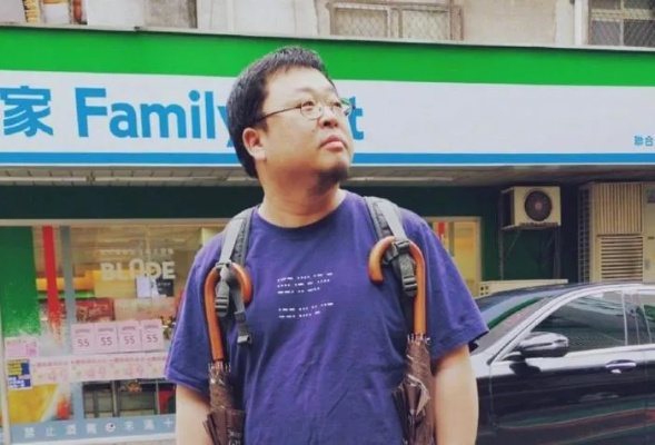 罗永浩用iPhone打游戏?从坚果玩家视角看「情怀硬件党」的真实选择 罗永浩用iPhone打游戏?从坚果玩家视角看「情怀硬件党」的真实选择