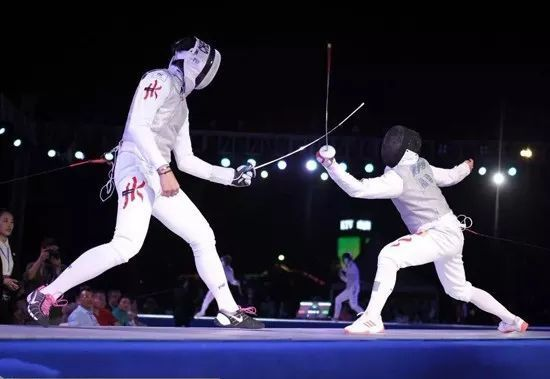 剑影激荡！揭秘激情击剑赛事，让你欲罢不能！