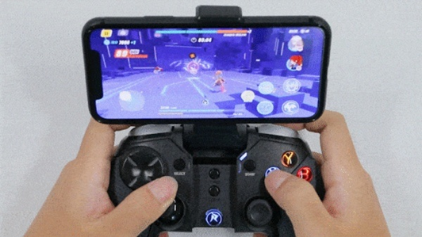 玩手机动作游戏总输?别骂队友,你可能没摸透这7个「触屏格斗底层逻辑」 玩手机动作游戏总输?别骂队友,你可能没摸透这7个「触屏格斗底层逻辑」