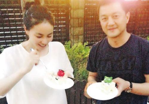 李亚鹏女儿照片引玩家共鸣？从游戏社交到隐私边界的3个真实教训