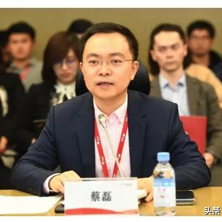 渐冻人蔡磊谈用药，像游戏里刷副本那样试药，他的buff清单藏着什么生存密码？