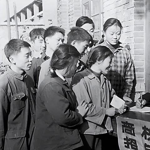 忆灵玩家必看,为什么90%的人卡关在「灵忆回溯」我用3个实战技巧破局 忆灵玩家必看,为什么90%的人卡关在「灵忆回溯」我用3个实战技巧破局