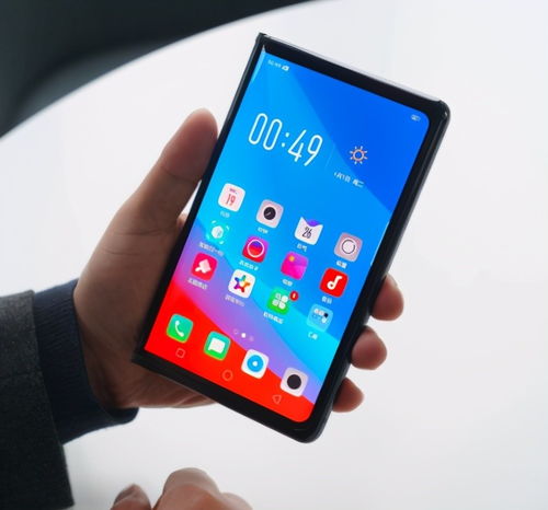 苹果新机专利曝光：iPhone Fold折叠屏手机设计首度亮相