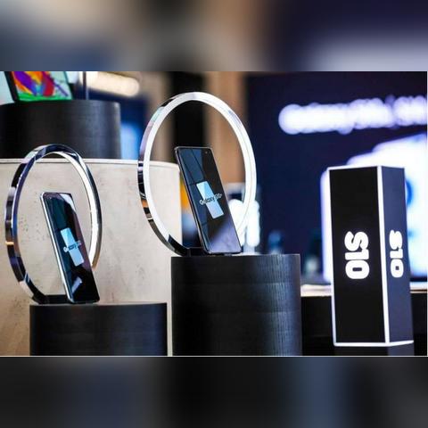 真我手机裁员潮来袭：行业变革，年底调整再升级