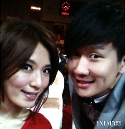 林俊杰女友年龄揭秘：21岁界线，优雅生活新风尚