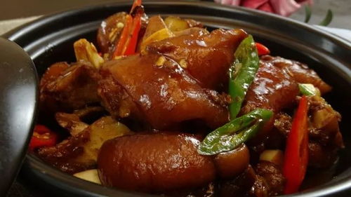 黑猪脚饭秘制入味，囧图揭秘新食界传奇