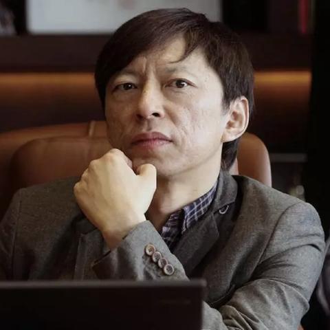 小米雷军直播延期揭秘：工程师现场拆车改款新体验