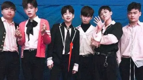 男偶像暴力事件引热议，经纪公司正面回应力保偶像形象