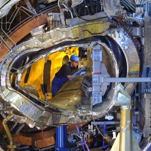 Linkin Park 2025新专辑藏了多少游戏彩蛋？玩家听完直接破防