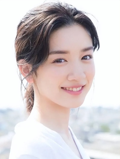 永野芽郁诚挚致歉:双重出轨事件真相与反思,重塑信任之路 永野芽郁诚挚致歉:双重出轨事件真相与反思,重塑信任之路