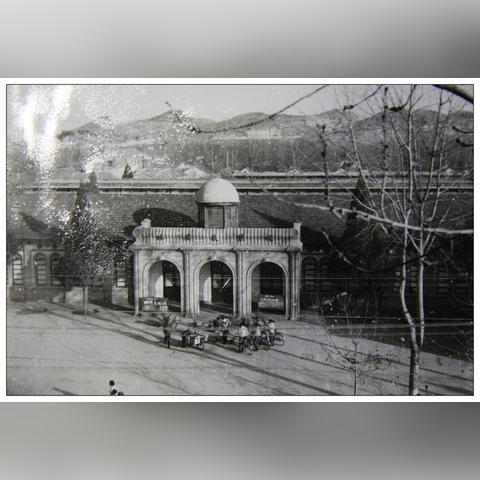 PS2超薄主机惊爆价6千！揭秘收藏级新价值