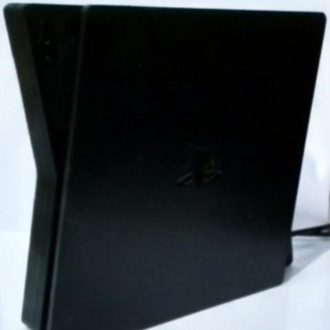 PS5光驱版新年特惠，底座同享七折惊喜价，抢购新年新宠！