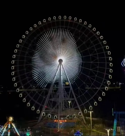 武汉东湖摩天轮变身“人造太阳”，打造全新旅游体验