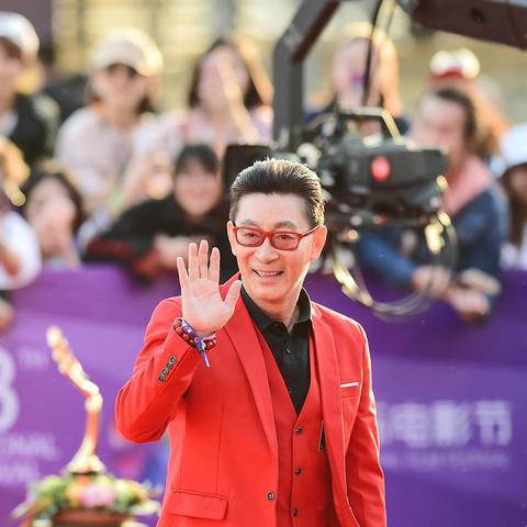 大超毅然拒天价片酬，揭露觉醒文化毒瘤危害