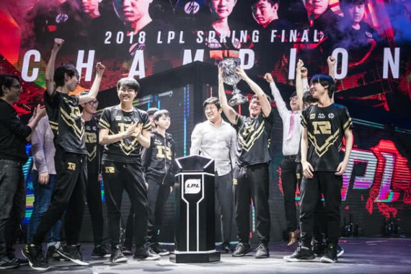 RNG电竞豪门告别赛程,全新征程再创辉煌 RNG电竞豪门告别赛程,全新征程再创辉煌