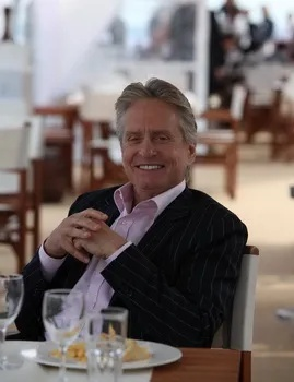 迈克尔·道格拉斯真的进游戏了？开放世界里的影帝级互动隐藏玩法曝光