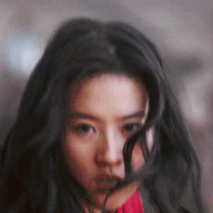 《最终幻想7》配音爱丽丝直播谋生，揭秘新职业崛起之路