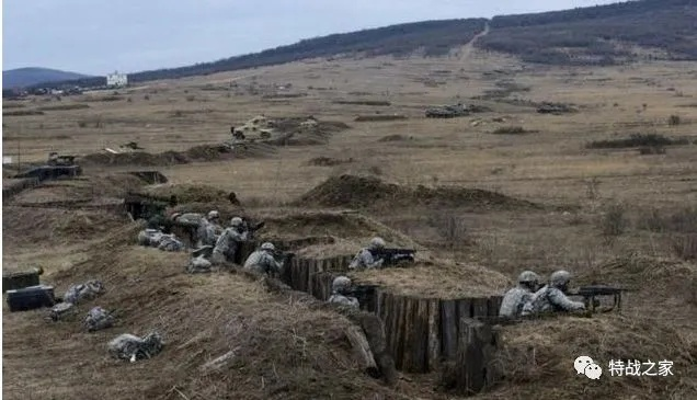 散兵坑到底藏着多少生存秘密?老玩家压箱底的蹲坑战术全曝光 散兵坑到底藏着多少生存秘密?老玩家压箱底的蹲坑战术全曝光