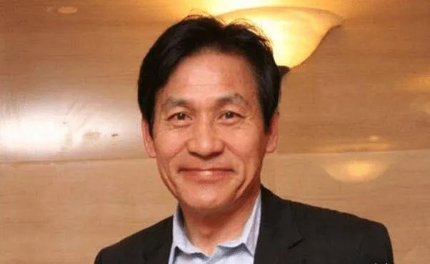 韩国影帝安圣基离世，多奖得主传奇落幕