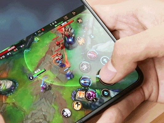 折叠屏游戏的3年「血泪史」我们到底要什么? 折叠屏游戏的3年「血泪史」我们到底要什么?