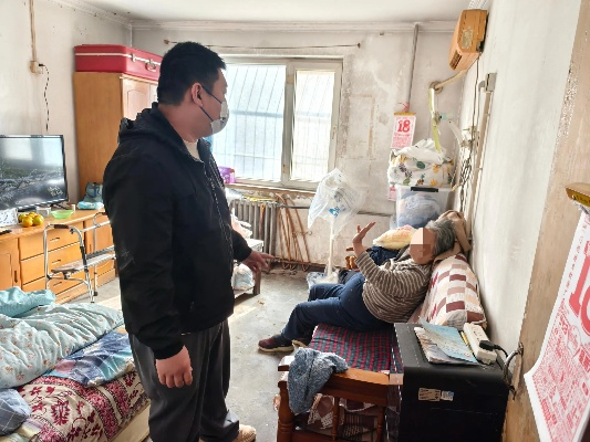 热心邻居勇救沉迷游戏玩家,创新救援诠释邻里情深 热心邻居勇救沉迷游戏玩家,创新救援诠释邻里情深