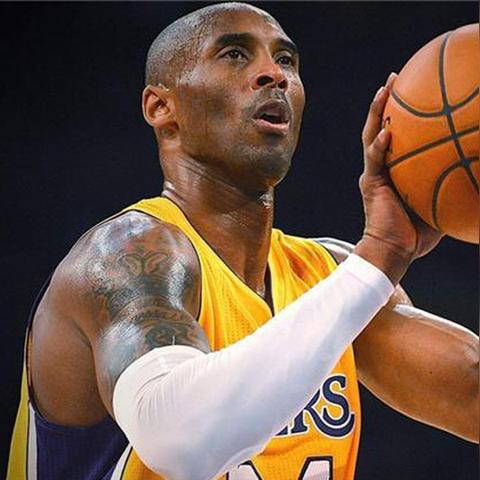 科比妻子发声背后,为什么游戏玩家更懂「未完成的遗憾」 科比妻子发声背后,为什么游戏玩家更懂「未完成的遗憾」