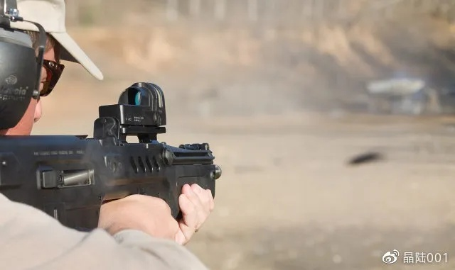 为什么你用突击步枪总打不中人？2026年3款T0级枪型的隐藏后座控制技巧