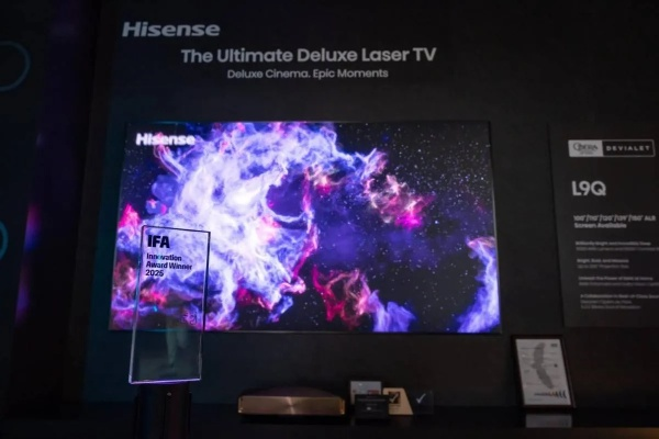 海信巨幕MicroLED电视震撼登场：2488万灯珠，亮度突破万尼特，视觉盛宴新标杆