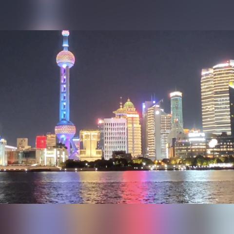 空调缺电引冲突,网约车司机乘客街头激情对决 空调缺电引冲突,网约车司机乘客街头激情对决