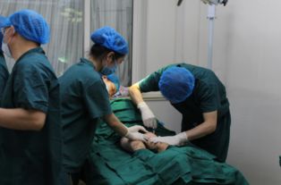 均匀改写，美国女孩白癜风奇迹康复