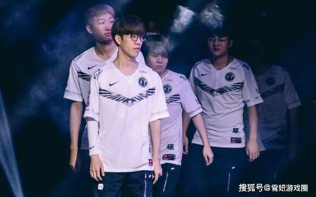 英雄联盟为何向IG道歉？揭开LPL职业赛里藏了3年的规则模糊坑
