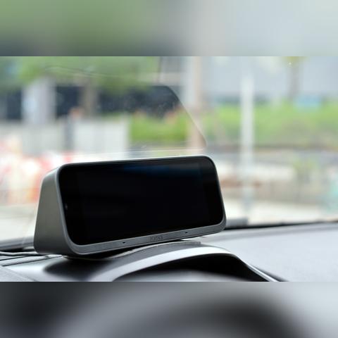 小米200公里急刹测试揭秘：瞬间停稳，性能卓越