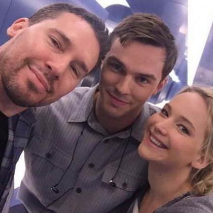 镜头外自在，詹妮弗·劳伦斯偏爱亲密戏互动