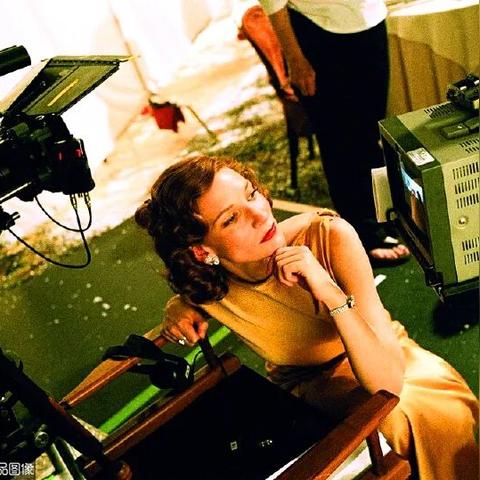 2025票选巅峰：安娜·德·阿玛斯荣登最美影后宝座