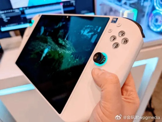 腾讯游戏掌机真能解决手游党痛点？实测30天，我发现了它没说的秘密