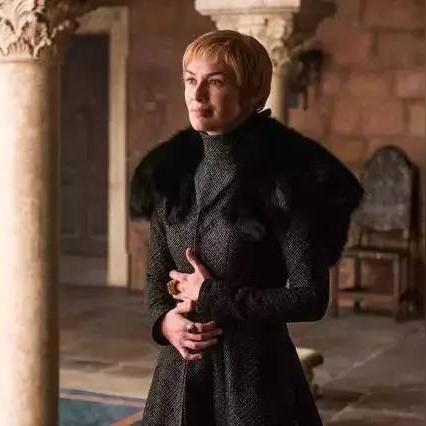 雪诺演员怒斥权游第八季重拍：观众请愿愚蠢，专业解读引热议