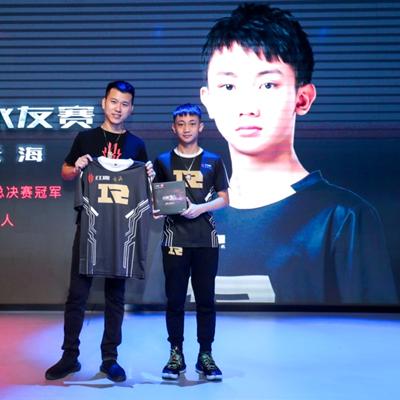 红魔姜超炮轰设计风气：千篇一律，审美倒退，创新力何在？