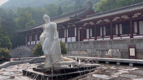 华清池贵妃雕像引争议，景区回应展现文明新高度