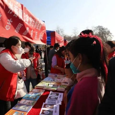 《白银之城》新二游视觉盛宴，演出设计引发热议，创新体验再升级