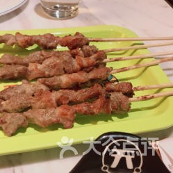 羊肉串价值翻倍,30万高价背后的传奇羊儿 羊肉串价值翻倍,30万高价背后的传奇羊儿