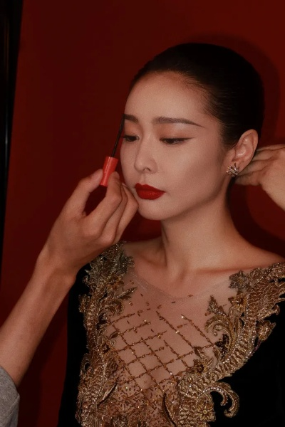 高叶回应被夸头骨好看，为什么戳中了游戏玩家的审美DNA？