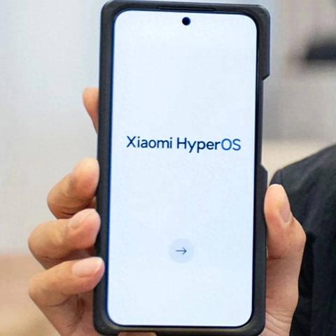 雷军回应小屏手机请求,为什么游戏党等了三年的「手心里的性能机」还没出现? 雷军回应小屏手机请求,为什么游戏党等了三年的「手心里的性能机」还没出现?