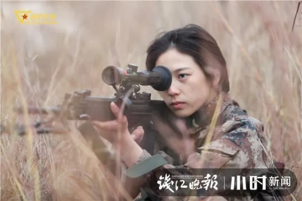 《坂本日常》新秀狙击手：中国少女超还原，演绎青春风采